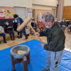 年末恒例の餅つき大会を開催しました